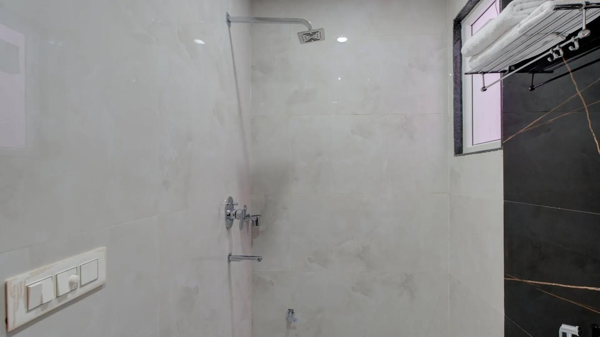 The Lodgers 1 Bhk Serviced Apartments Near Artemis Hospital Sector 52 Gurgáon