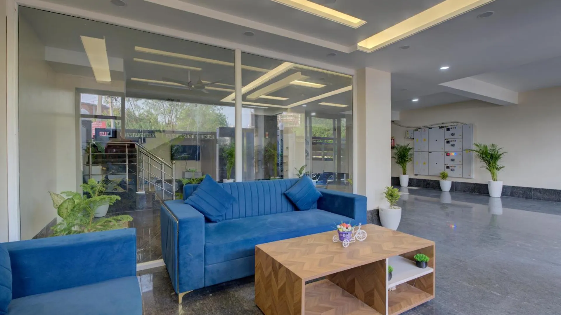 The Lodgers 1 Bhk Serviced Apartments Near Artemis Hospital Sector 52 Gurgáon Indie